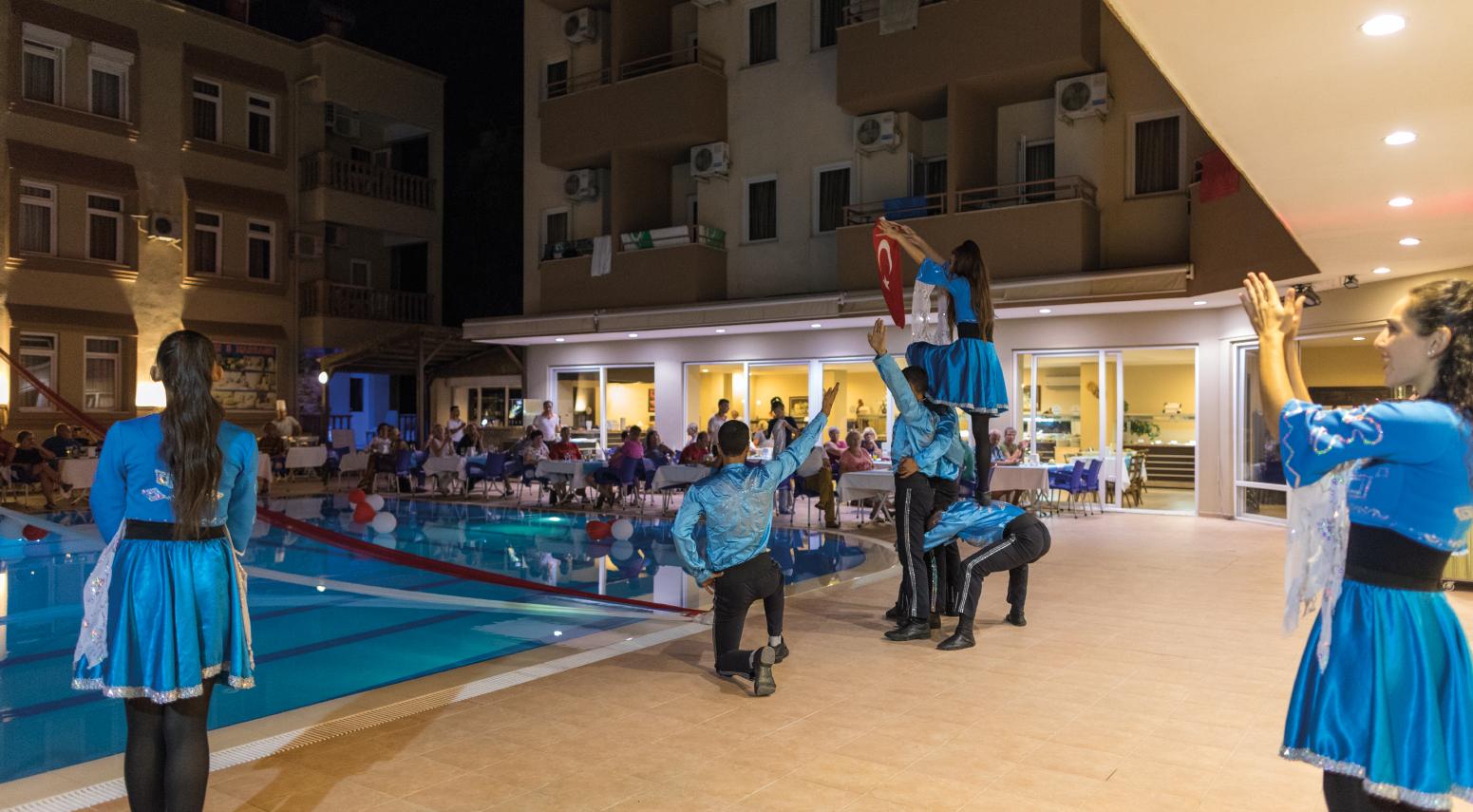 Helios Hotel Side Bagian luar foto