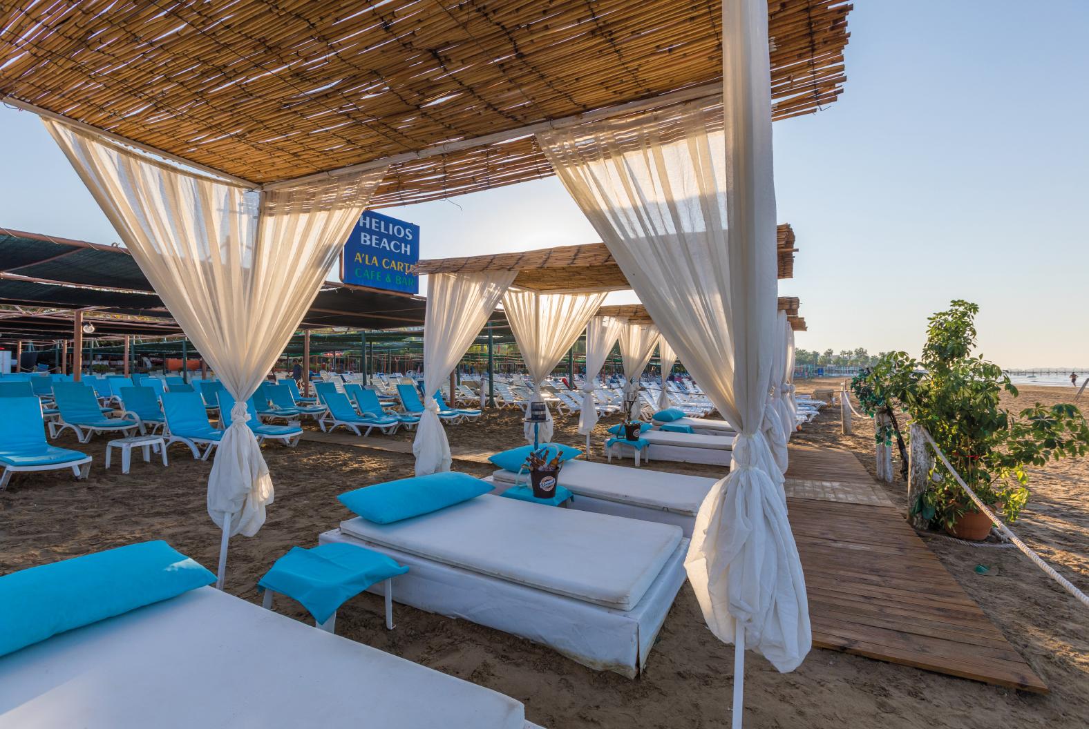 Helios Hotel Side Bagian luar foto